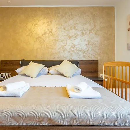 Apartamento Apolon 2bdr With Balcony *