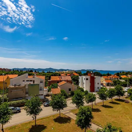 Apartamento Apolon 2bdr With Balcony Zadar
