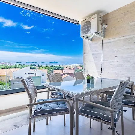 Apolon 2bdr With Balcony * Zadar