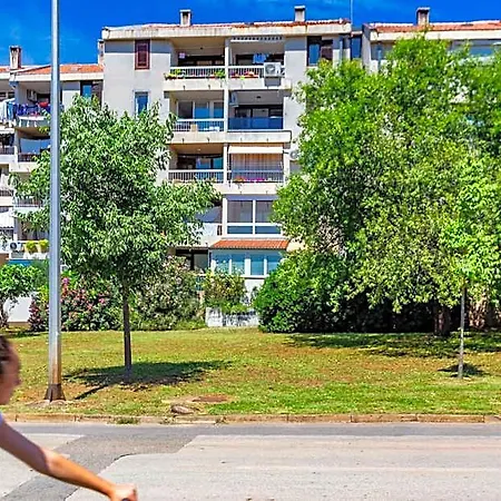 דירה Apolon 2bdr With Balcony *