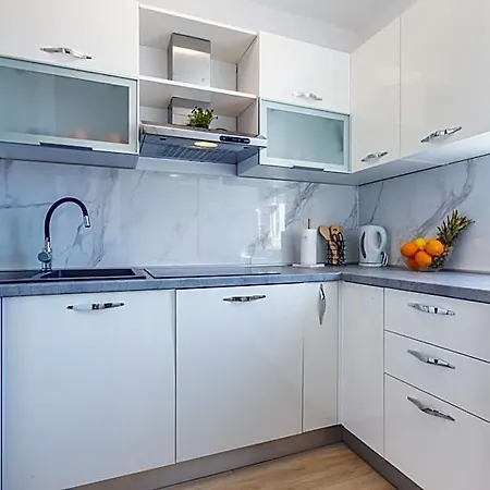 דירה Apolon 2bdr With Balcony זאדאר